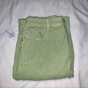 PacSun Sage Green Corduroy 90’s Boyfriend Jeans (BRAND NEW)